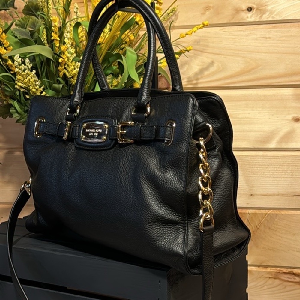 BEAUTIFUL MICHAEL KORS ASTRID LEATHER SATCHEL BAG